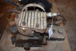 Model Y Briggs And Stratton Single Cylinder Motor, Complete With Gas Tank, Motor Is Free