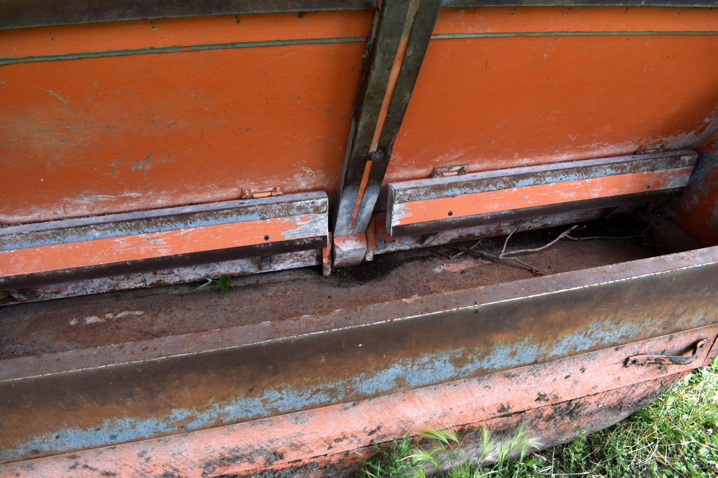 Smidley 100 Bushel Steer Stuffer, Has Been Rebuilt