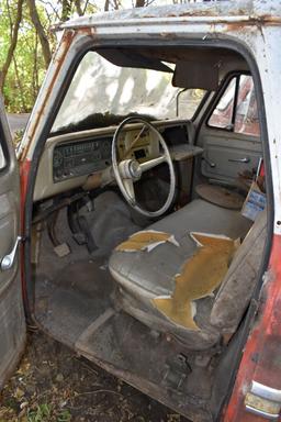1965  Chevy 10, 1/2 Ton PickUp, Reg Cab, Long Box, 3 Speed On Column, InLine 6 Cylinder, Parts/Proje