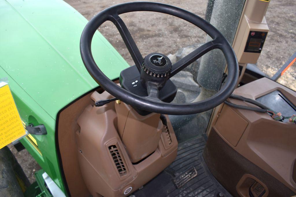 2005 John Deere 9520 4WD Tractor, Power  Shift, 4 Hydraulics, 710/70R42 Duals, 4324  Hours, 450hp.,