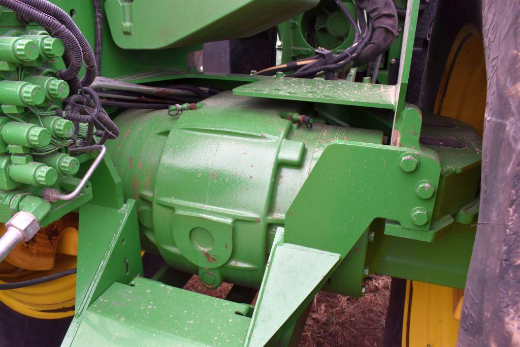2005 John Deere 9520 4WD Tractor, Power  Shift, 4 Hydraulics, 710/70R42 Duals, 4324  Hours, 450hp.,