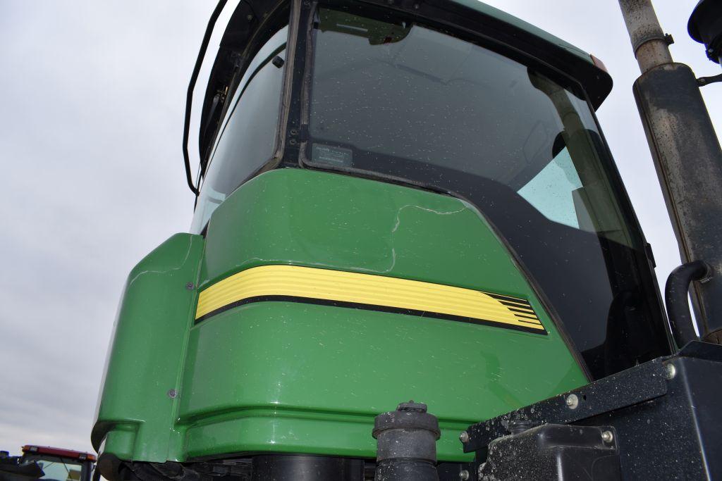 2005 John Deere 9520 4WD Tractor, Power  Shift, 4 Hydraulics, 710/70R42 Duals, 4324  Hours, 450hp.,