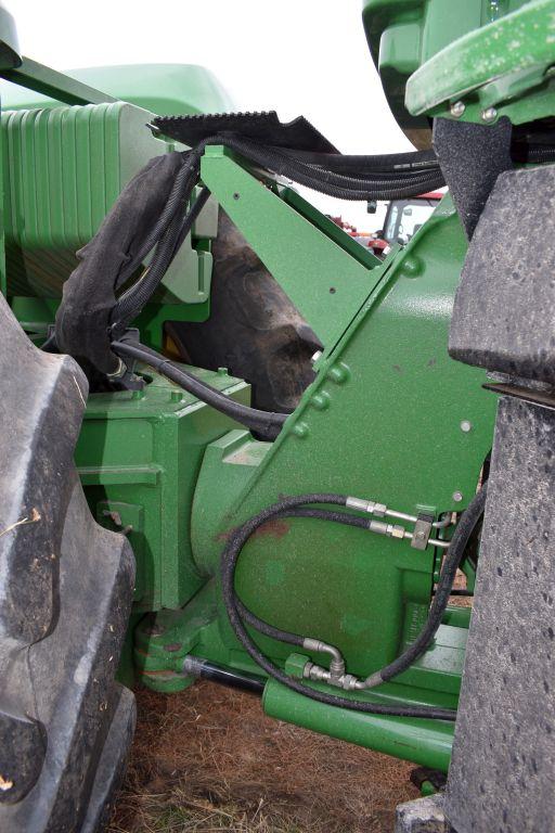 2005 John Deere 9520 4WD Tractor, Power  Shift, 4 Hydraulics, 710/70R42 Duals, 4324  Hours, 450hp.,
