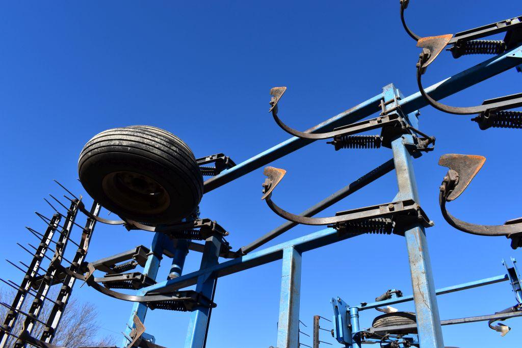 DMI Tiger Mate 32' Field Cultivator, 3 Bar  Harrow, Walking Tandems, SN:523539