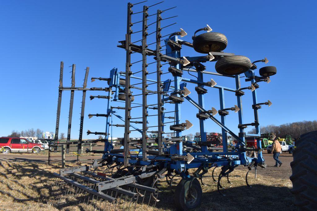 DMI Tiger Mate 32' Field Cultivator, 3 Bar  Harrow, Walking Tandems, SN:523539