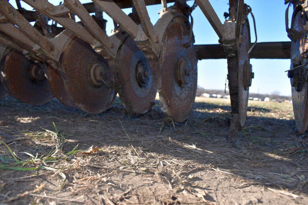 John Deere 10' Grain Drill With Grass Seeder,  7" Spacings