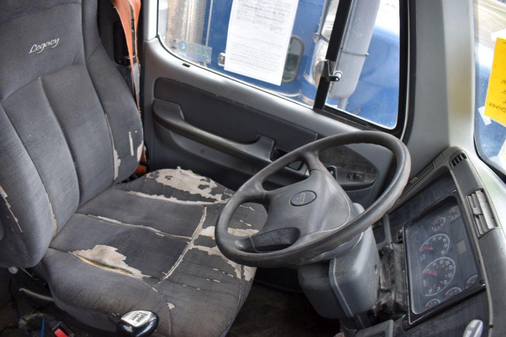 2007 Freightliner Columbia Day Cab Semi  Tractor, 10 Speed Eaton, C13 Acert, 1,106,658  Miles, Jake