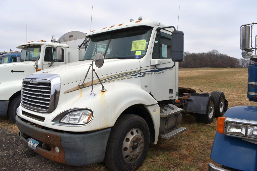 2007 Freightliner Columbia Day Cab Semi  Tractor, 10 Speed Eaton, C13 Acert, 1,106,658  Miles, Jake