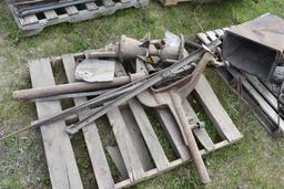 Assorted Monitor L Windmill Parts