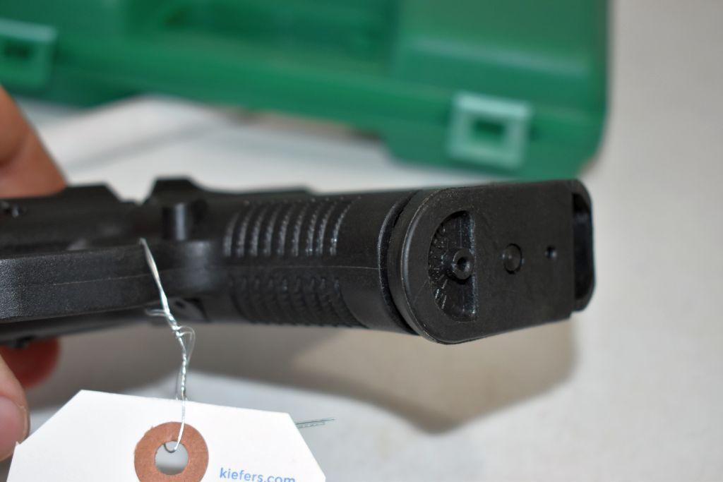 FT Witness-P Pistol 40 S&W, One Magazine SN: EA28700 10398, with case