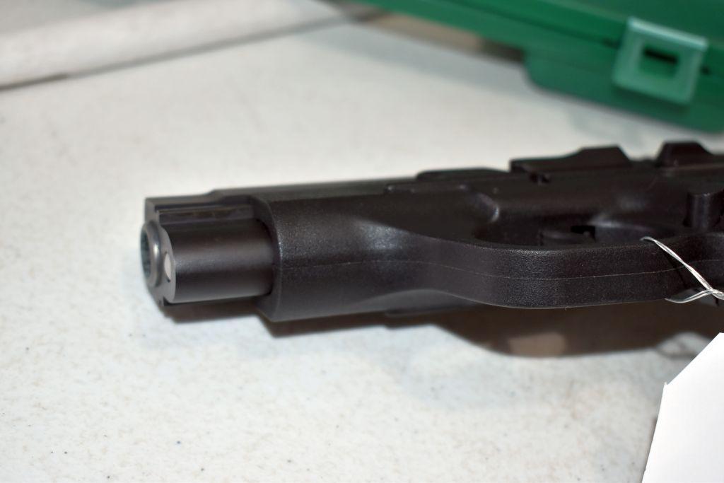 FT Witness-P Pistol 40 S&W, One Magazine SN: EA28700 10398, with case