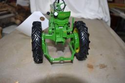 Ertl John Deere 620 High Crop Tractor 2001 Collector Edition 1/16, no box