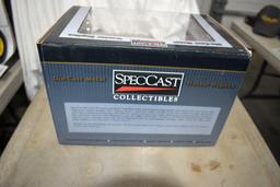 SpecCast Minneapolis Moline Highly Detailed 445 Gas Narrow Front Tractor with Wheel Weights,