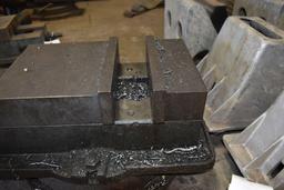 8" adjustable Vice