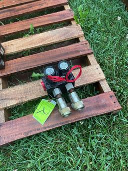 4 Hydraulic Outlet Spool