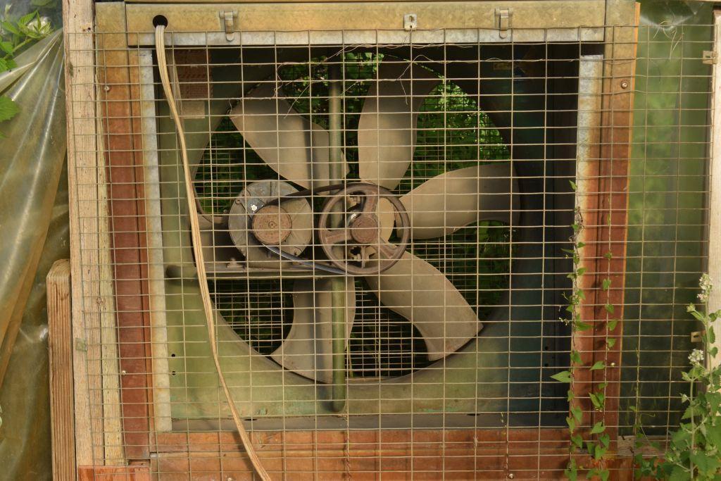 14'x45' hoop greenhouse with fan, Buyers responsible for removal, must be removed by
