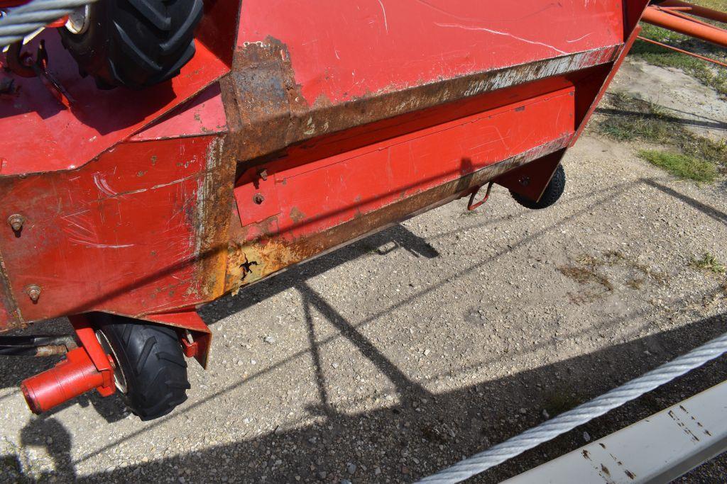 Buhler Farm King 1370 Auger, Power Swing Hopper, 540PTO