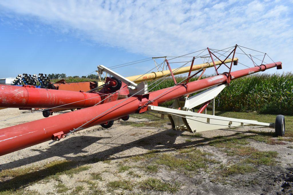Buhler Farm King 1370 Auger, Power Swing Hopper, 540PTO