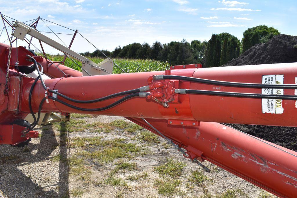 Buhler Farm King 1370 Auger, Power Swing Hopper, 540PTO
