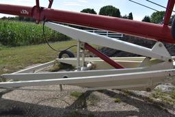 Buhler Farm King 1370 Auger, Power Swing Hopper, 540PTO
