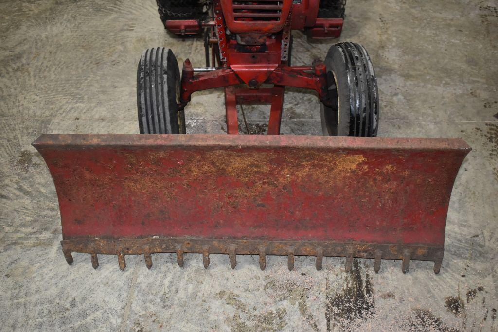 Wheel Horse Garden Tractor Model 753, Round Fender, Tire Chains, Motor is Free, Kohler Single
