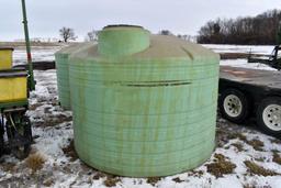 1550 Gallon Poly Tank