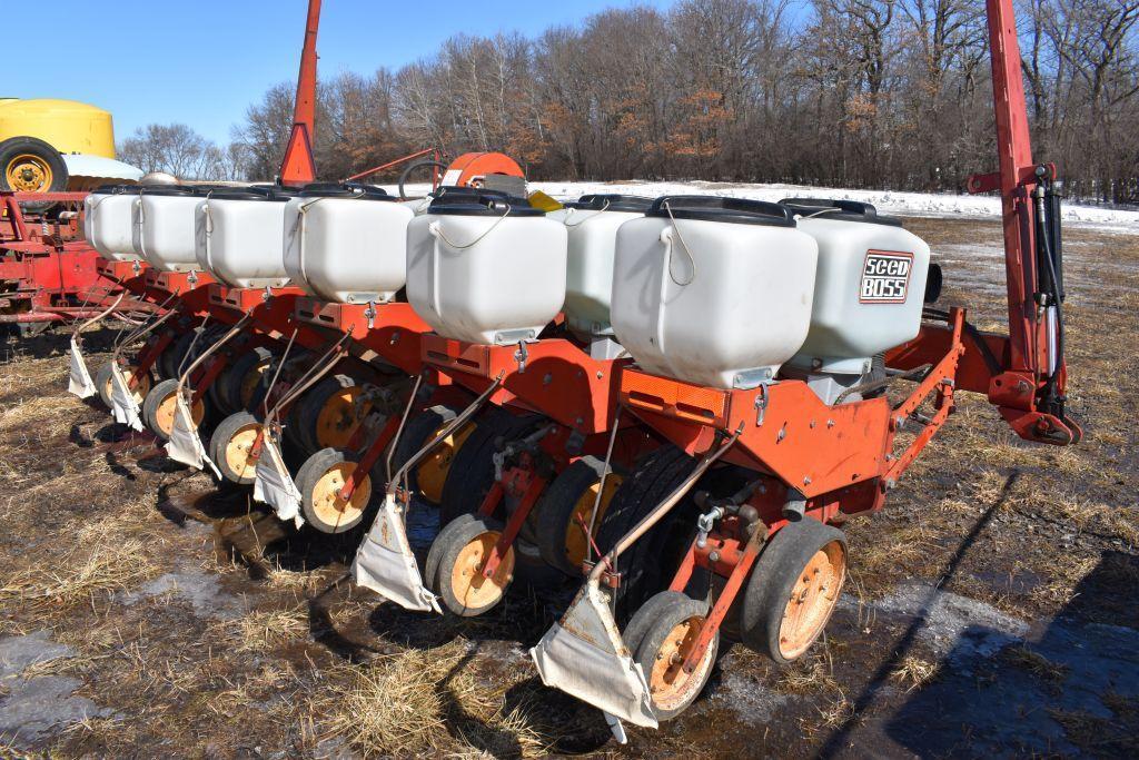 White 5100 Seed Boss Planter, 6 Row 30", Insect.,