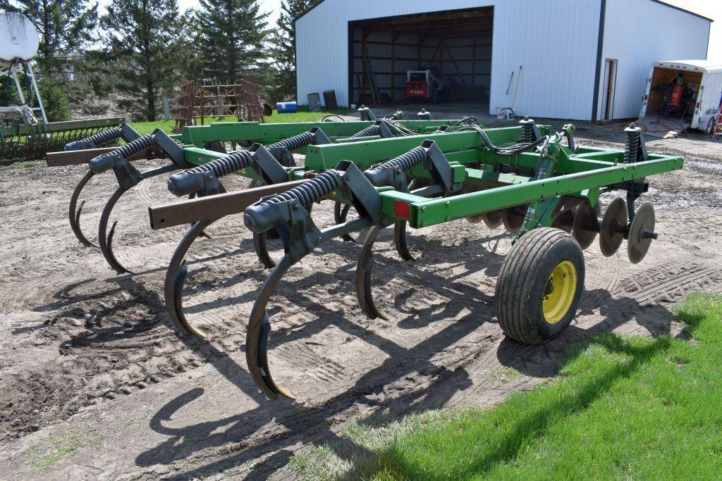 John Deere 714 Disk Chisel Plow, 9 Shank, 12', Buster Bar, Depth Control, SN: X001835
