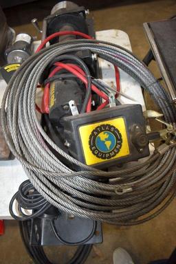 Atlas 9500 Lb 12V with Mounting Plate and Cable