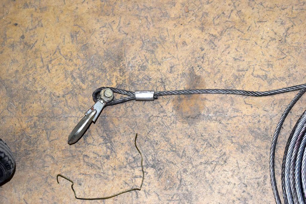 Atlas 9500 Lb 12V with Mounting Plate and Cable