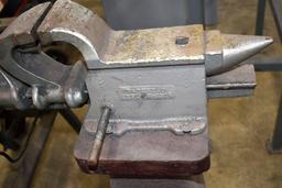 Anvil Vise on Stand, 4" Jaw