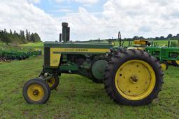 John Deere 720, Gas, Wide Front, Power Steering, Elephant Ears, 15.5x38 Tires, SN 7211031