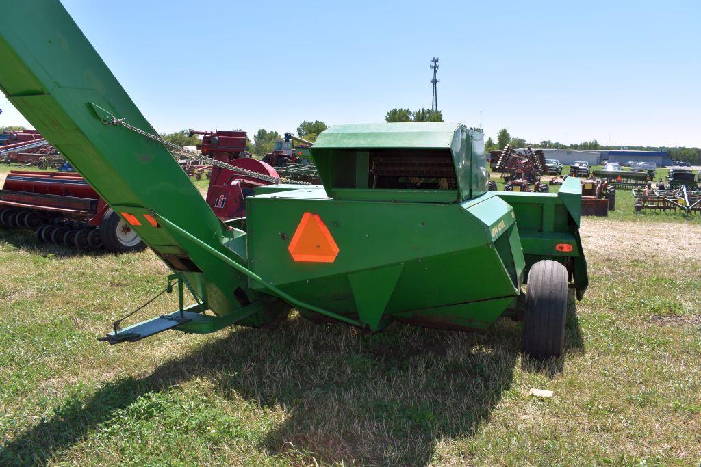 John Deere 300 Corn Picker Husker With JD 343 3 R