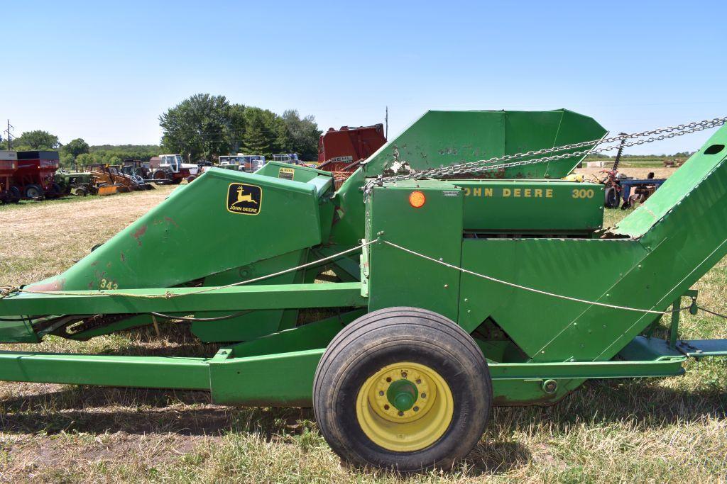John Deere 300 Corn Picker Husker With JD 343 3 R