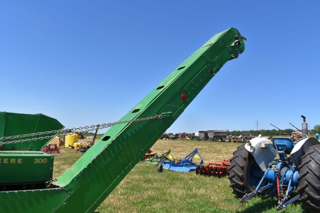 John Deere 300 Corn Picker Husker With JD 343 3 R