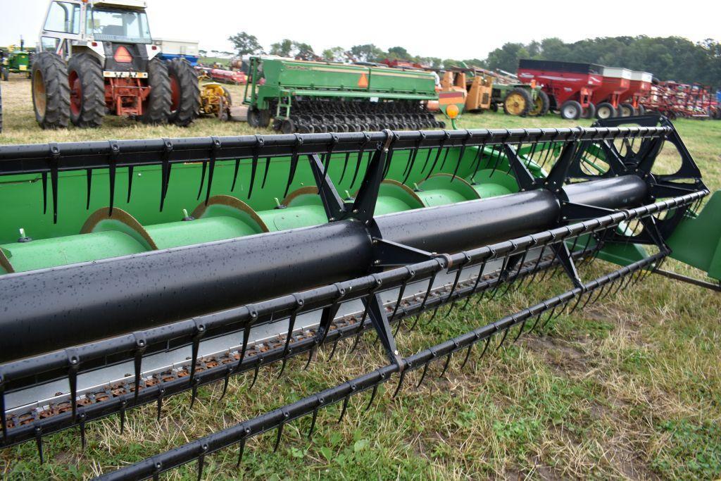 John Deere 635F HydraFlex Bean Head, 35', Single