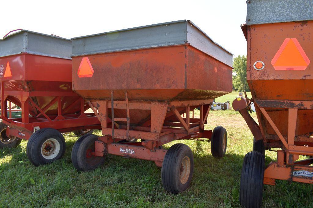 Nu-Bilt 250 Bushel Gravity Box on Running Gear