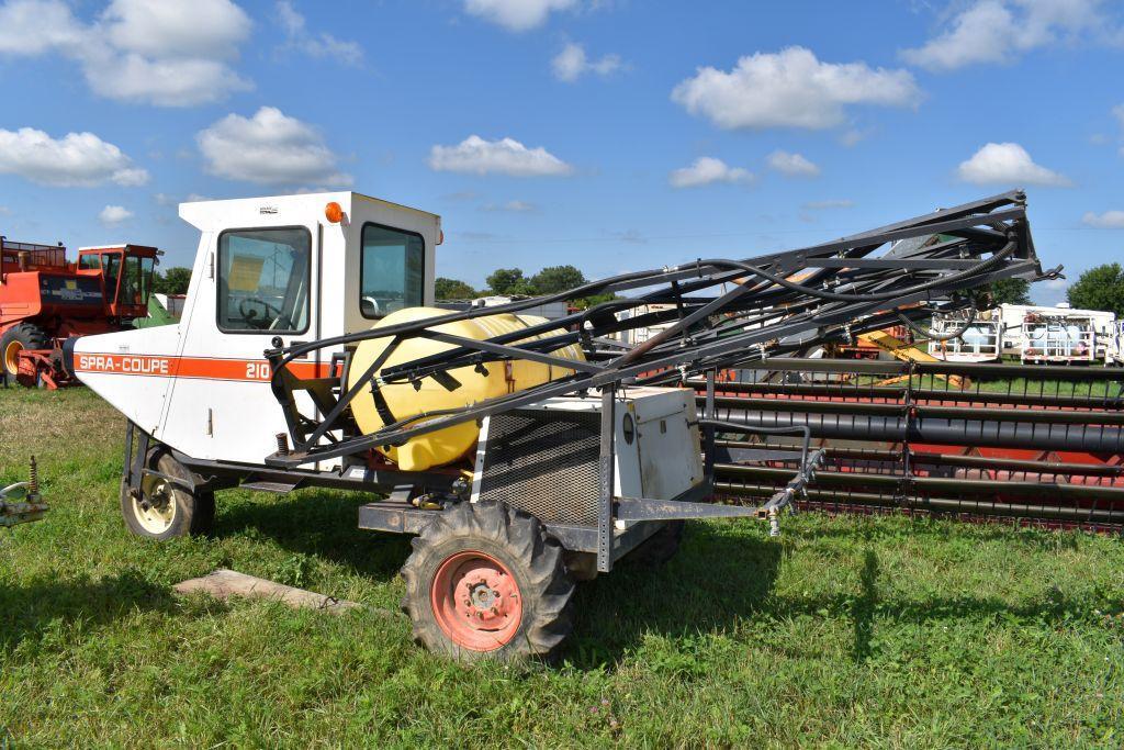 Melroe Model 210 Spray Coupe