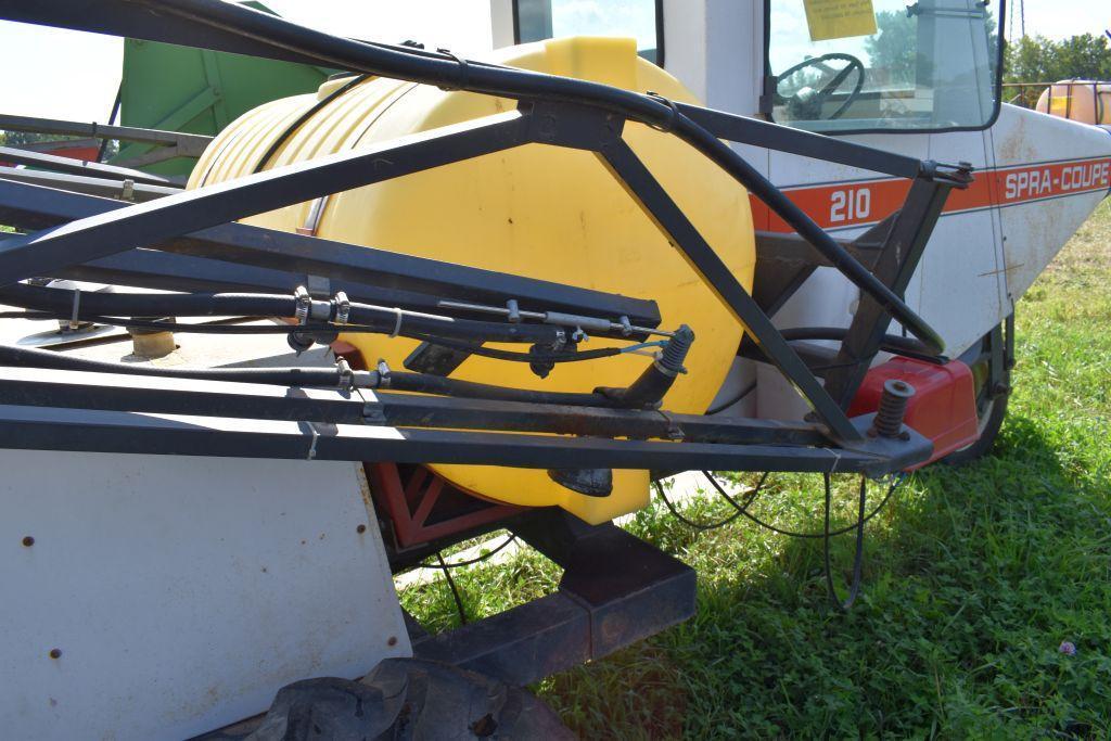 Melroe Model 210 Spray Coupe