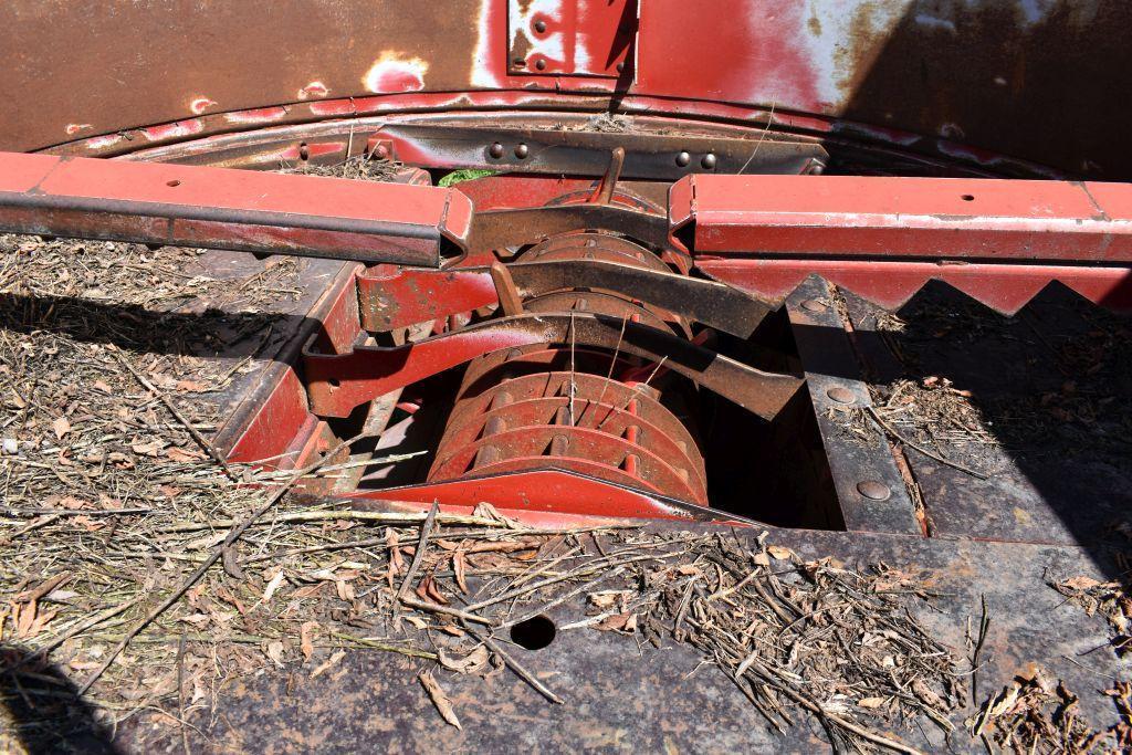 Case IH 8610 Bale Shredder, 1000 PTO,