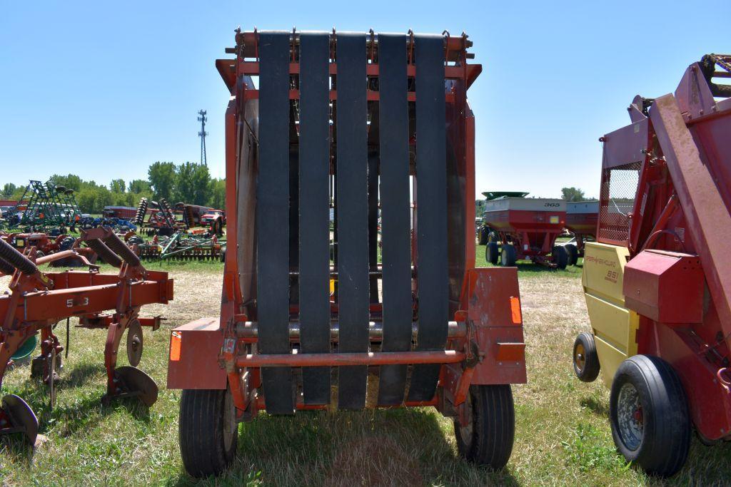 Gehl 1400 Round Baler, Twine Tie, 540PTO