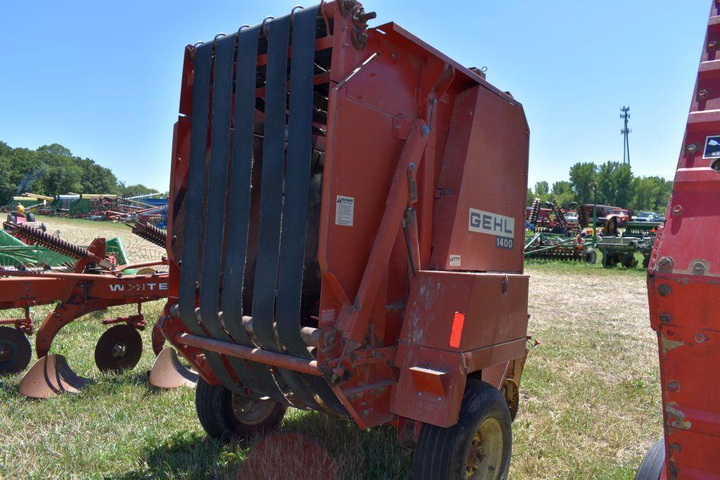 Gehl 1400 Round Baler, Twine Tie, 540PTO