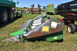 John Deere 643 Corn Head, 6 Row 30"