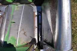 John Deere 643 Corn Head, 6 Row 30"