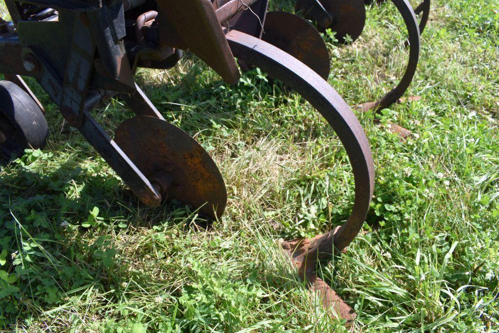 Hiniker 6 Row 30" Ridge Till Cultivator