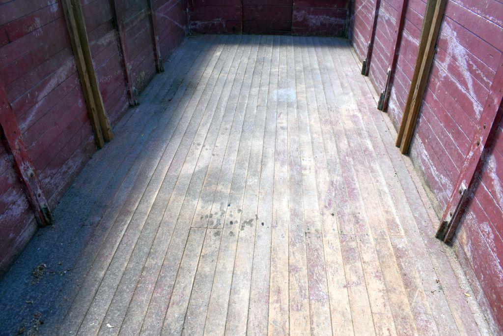 150 Bushel Wood Box on Super 6 Running Gear