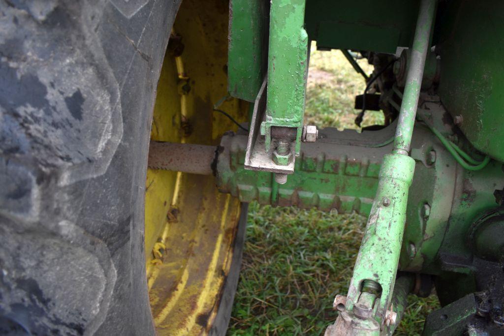 John Deere 4010 Tractor, Gas, 540/1000PTO, Synrco5