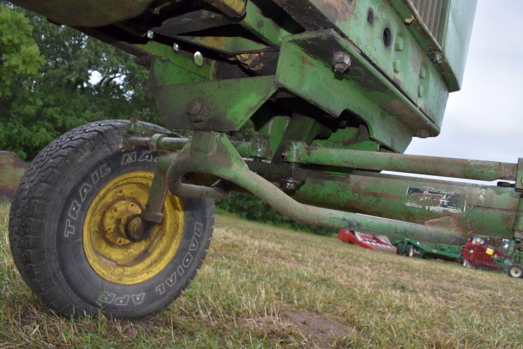 John Deere 4010 Tractor, Gas, 540/1000PTO, Synrco5