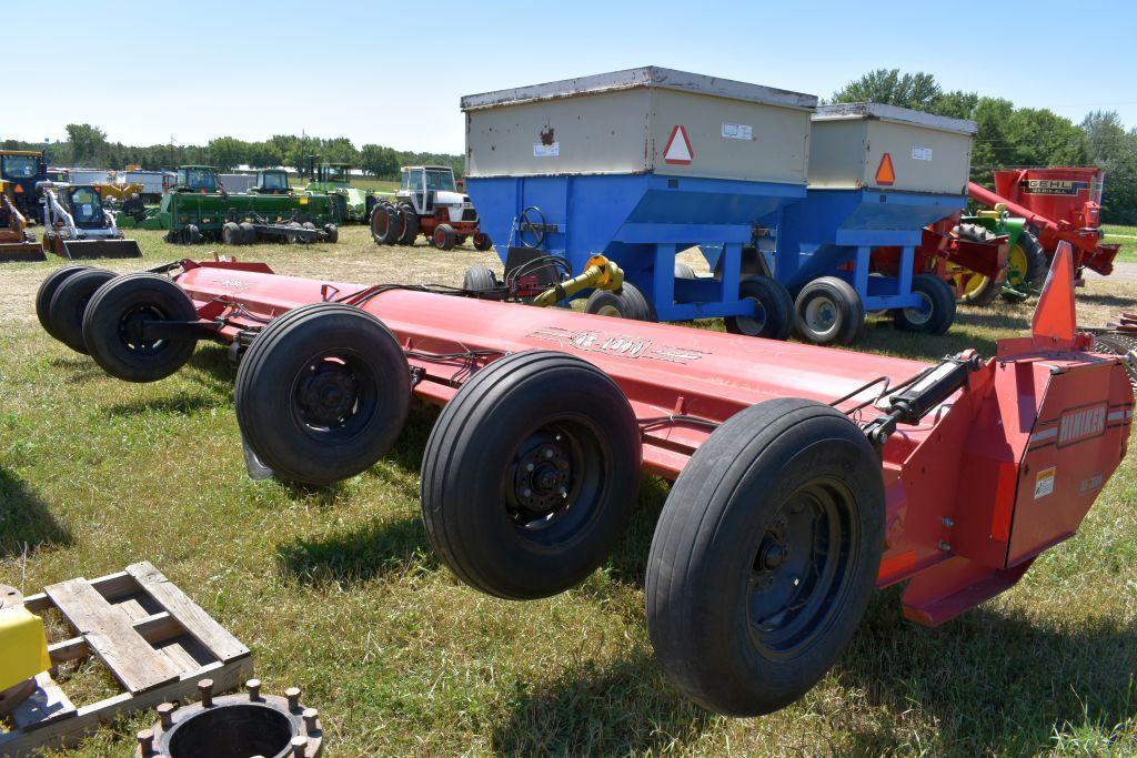 Hiniker 25' Stalk Chopper Model AR-2000
