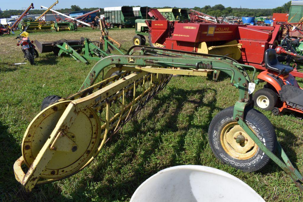 John Deere 670 Hay Rake 5 Bar